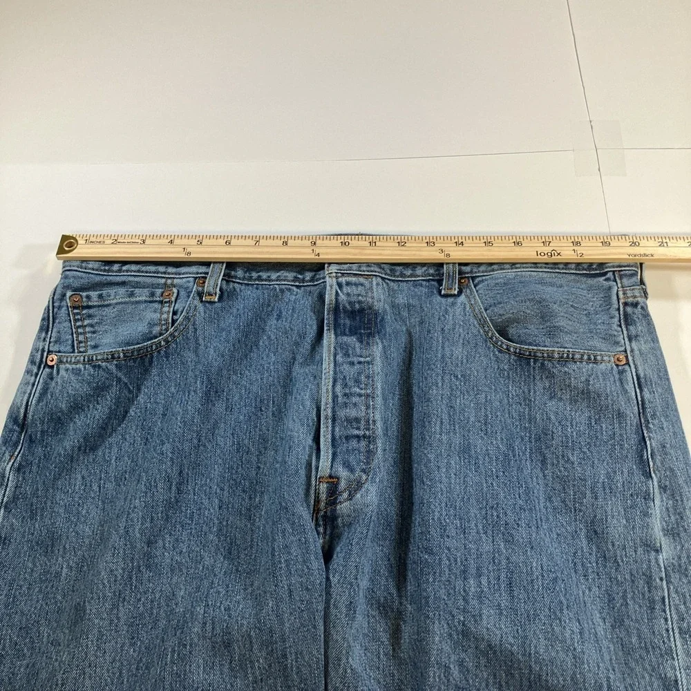 Levis 501 Original Jeans Mens 40x30 Medium Wash Button Fly Denim Cotton